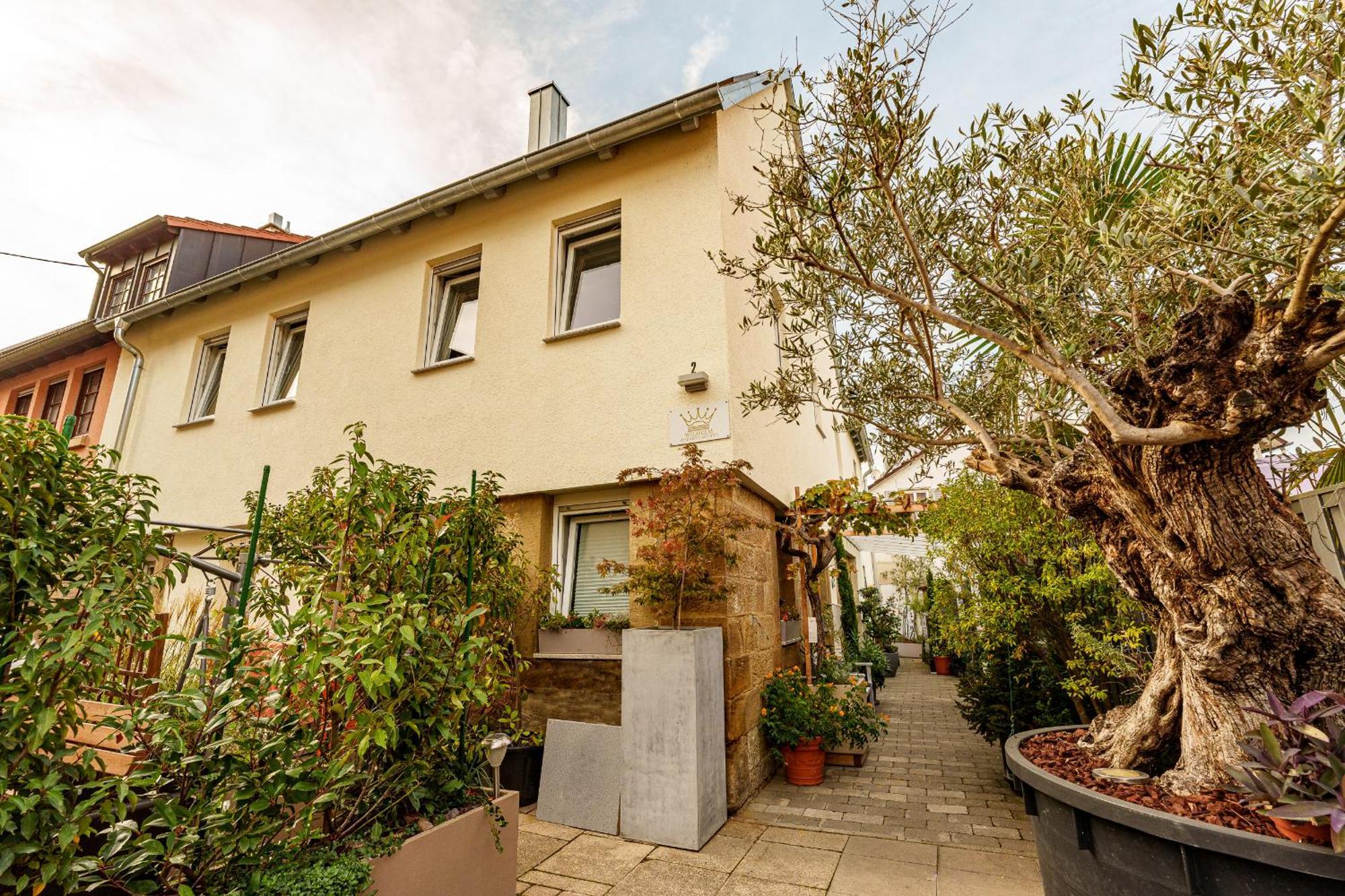 Wilhelm Appartements 100Qm Im Zentrum Brackenheim Naehe Tripsdrill Exteriér fotografie
